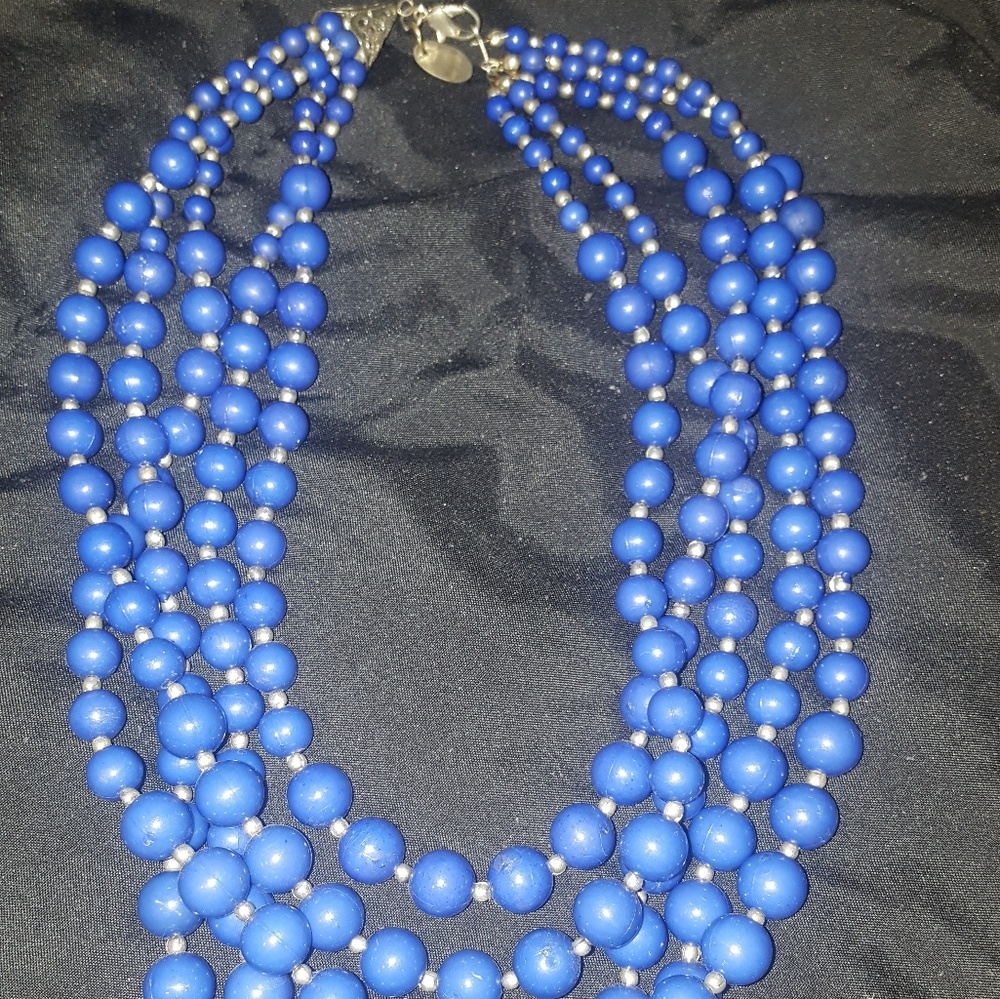 👗Royal Blue necklace 👗
